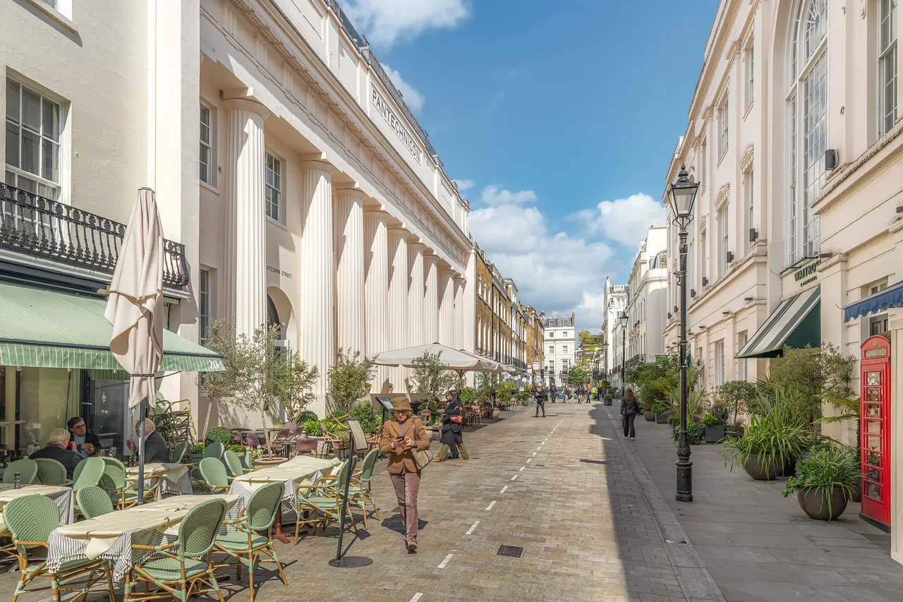 Motcomb Street, Belgravia, London, photo 9