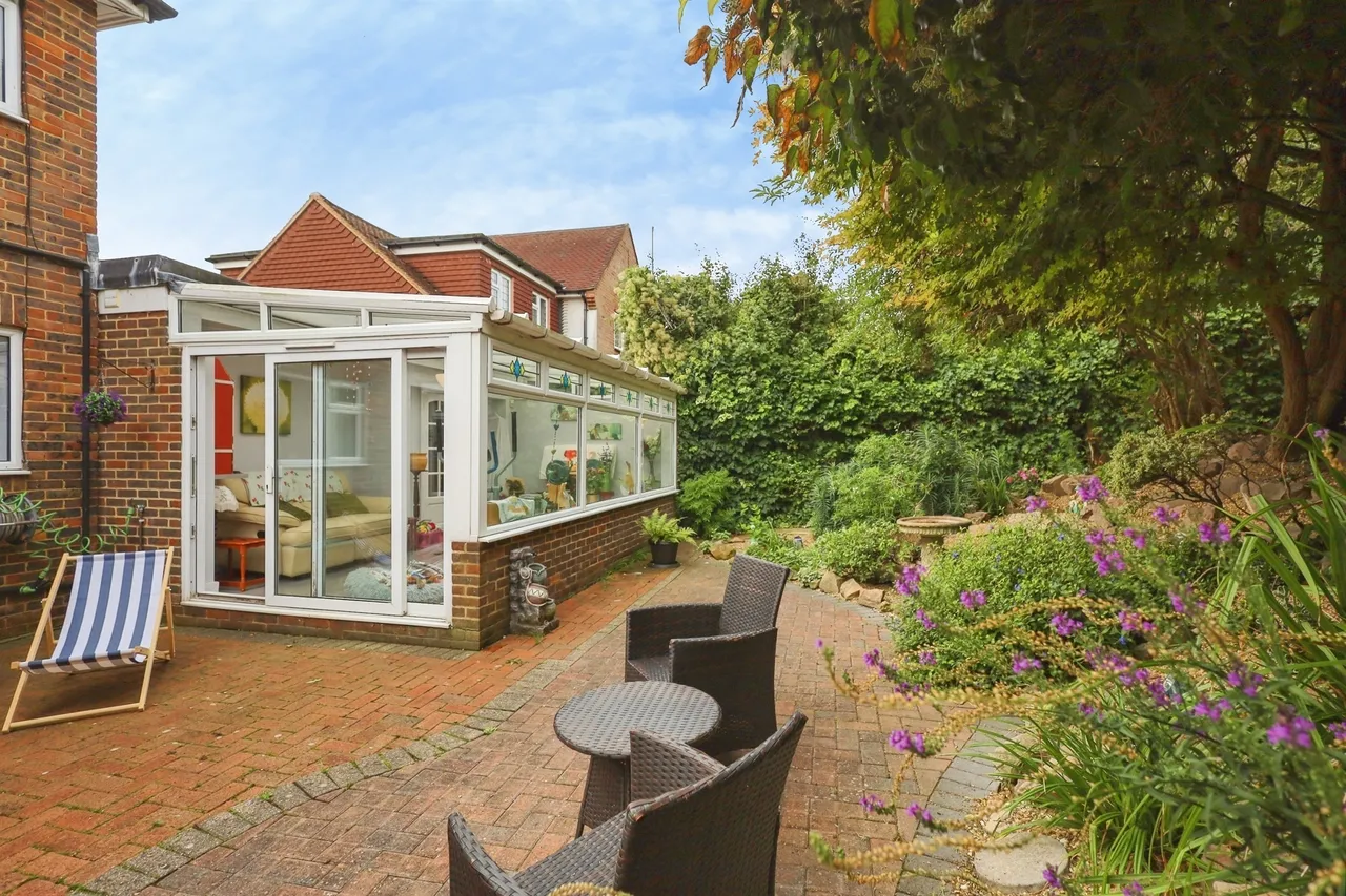 Southdown Road, Eastbourne, BN20, photo 26
