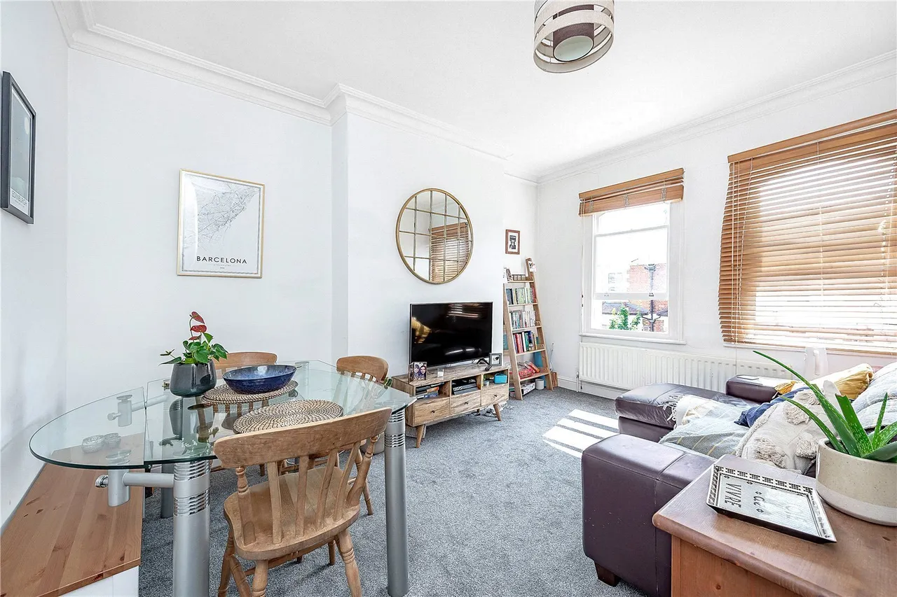 Tregothnan Road, Clapham, London, SW9, photo 2