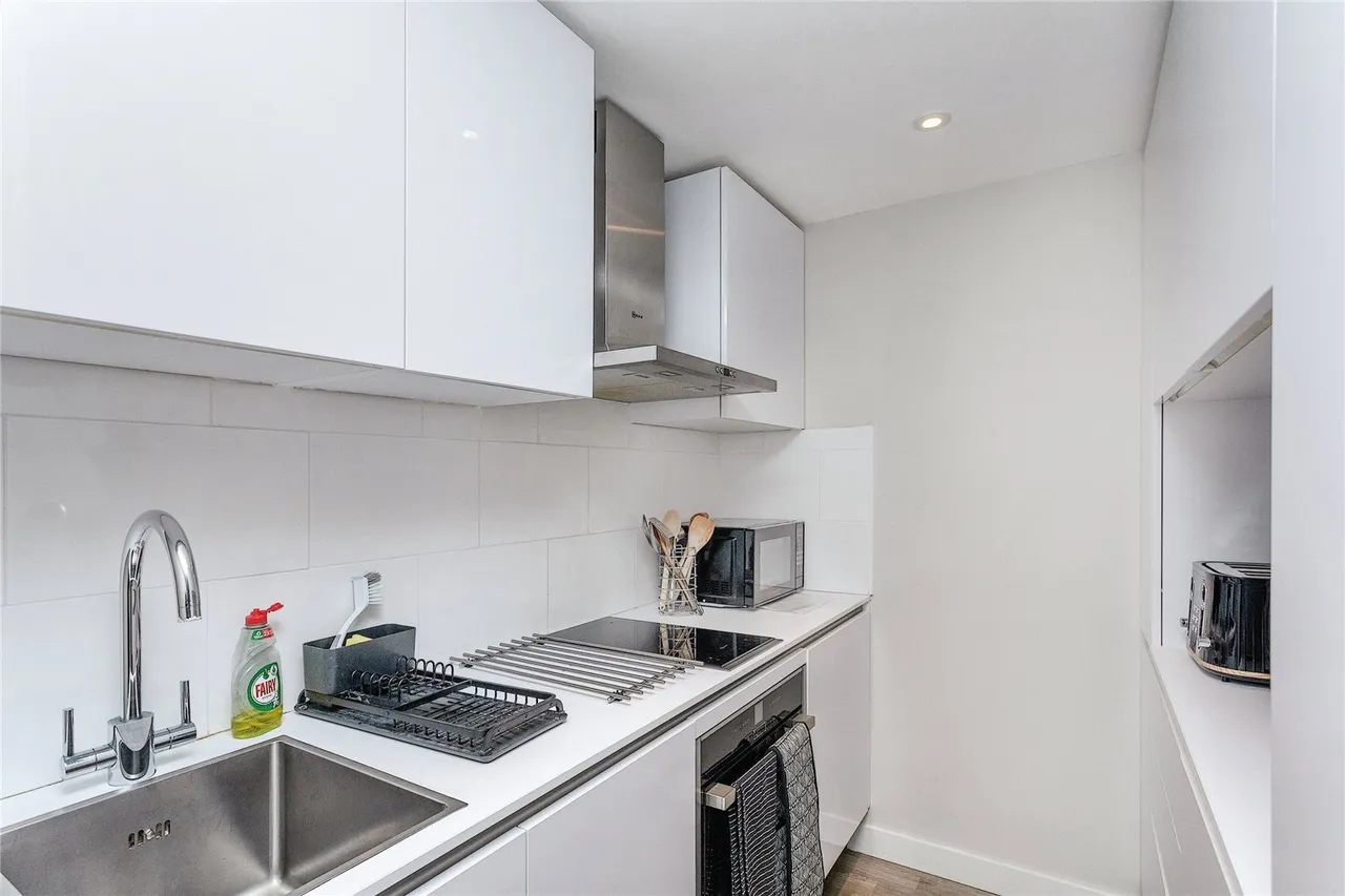 Upper Third Street, Milton Keynes, MK9, photo 14