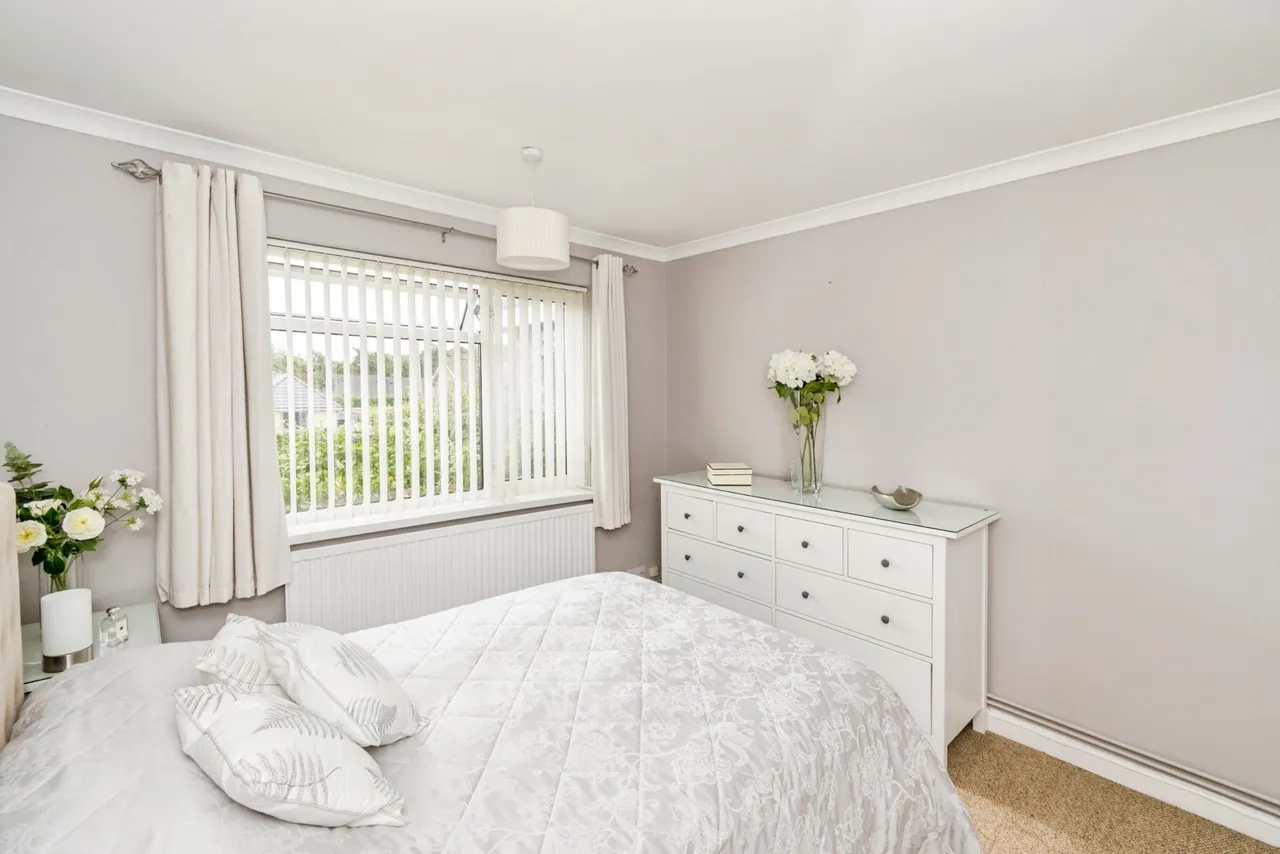 Knightwood Road, Hythe, SO45, photo 17
