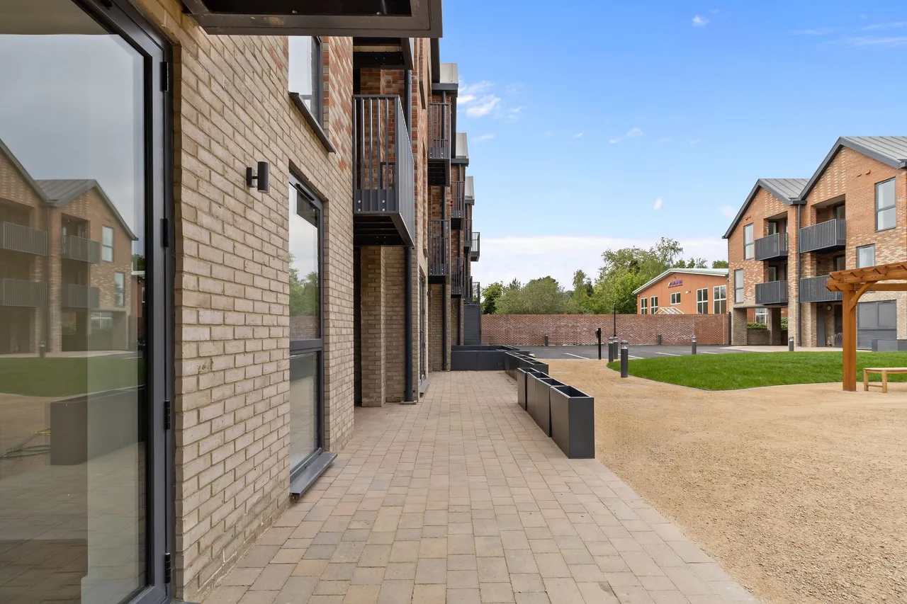 Kingsfield Way, RH1, photo 11