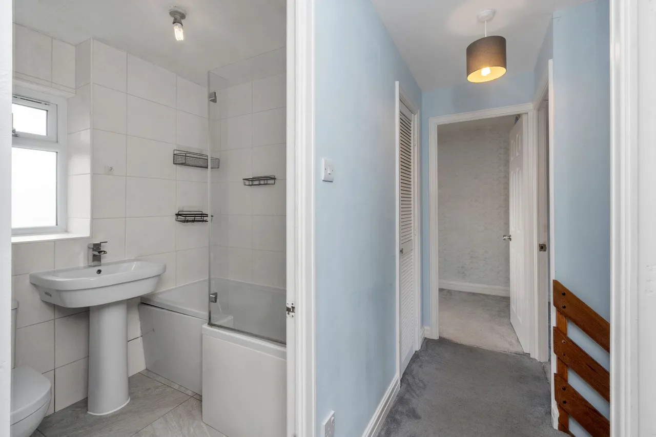 Perth Close, Fearnhead, Warrington, Warrington, WA2 0SF, photo 23