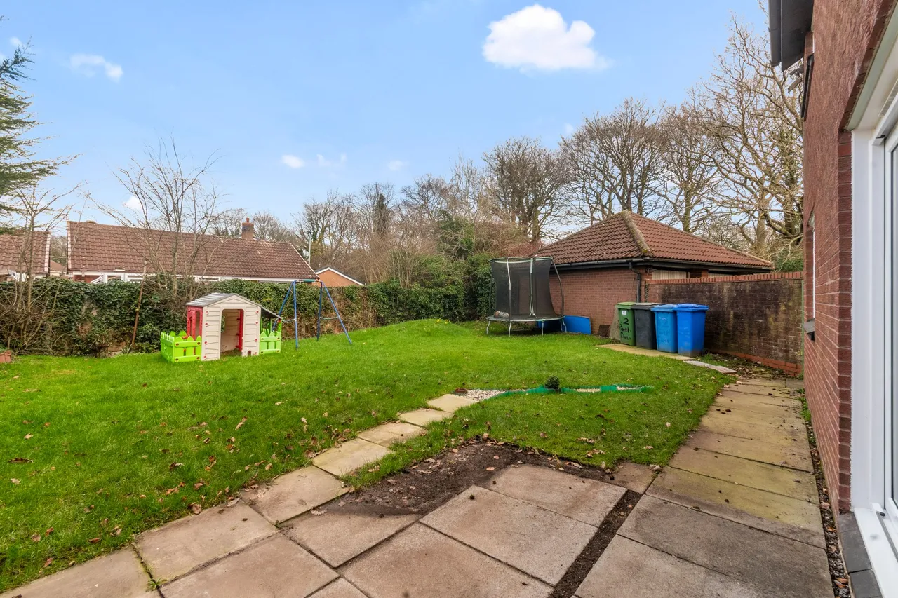 Perth Close, Fearnhead, Warrington, Warrington, WA2 0SF, photo 26