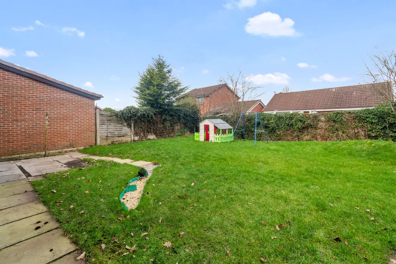 Perth Close, Fearnhead, Warrington, Warrington, WA2 0SF, photo 25