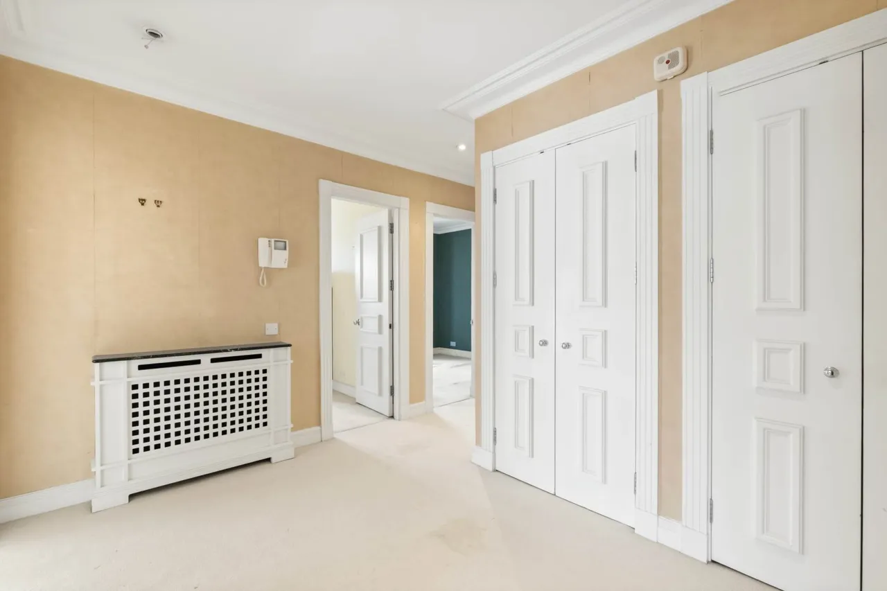 Oak Lodge, Kensington Green, W8 5UL, photo 7