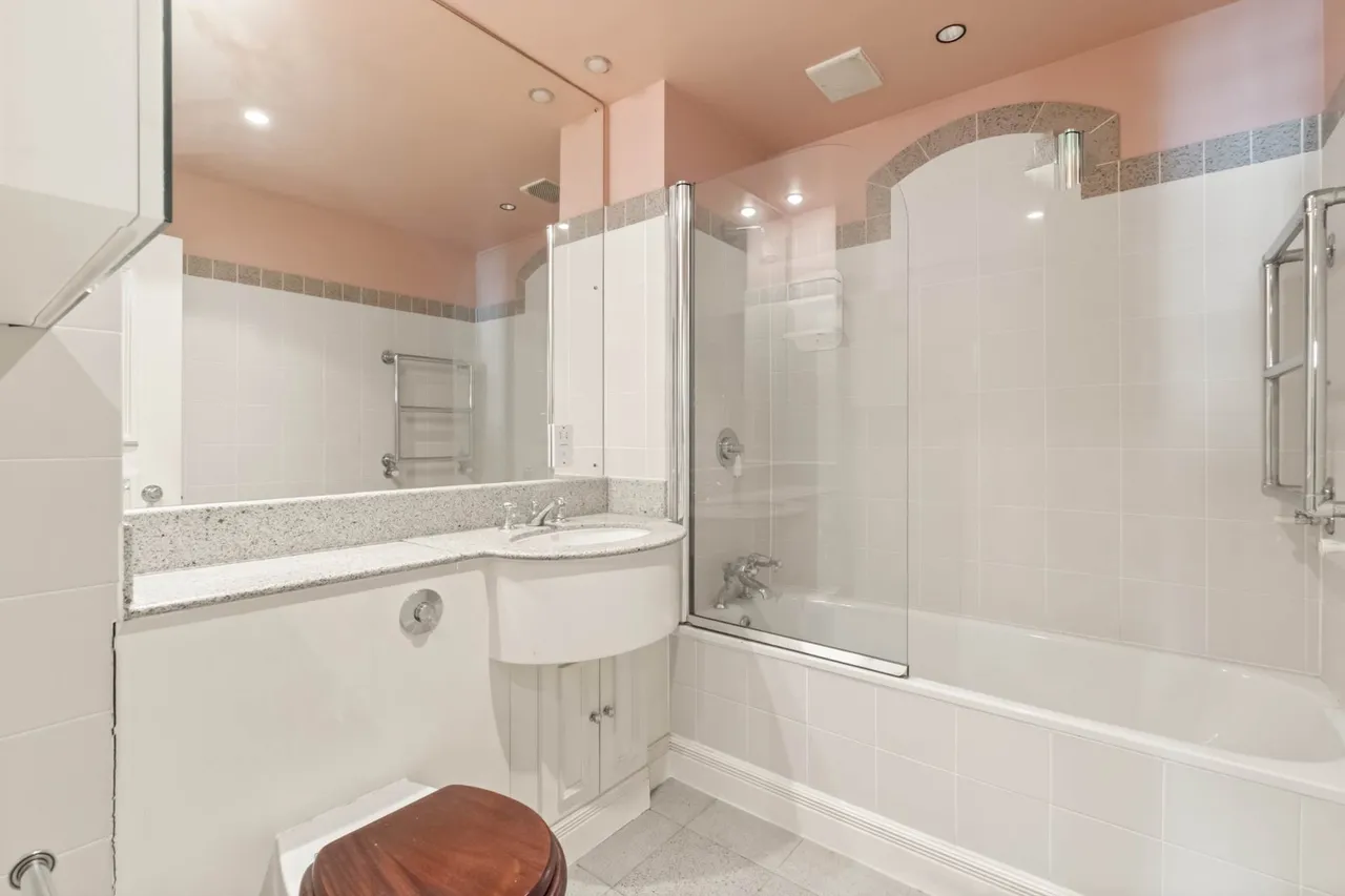 Oak Lodge, Kensington Green, W8 5UL, photo 8
