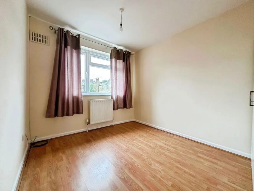 Abbey Wood Road, London, SE2, photo 8