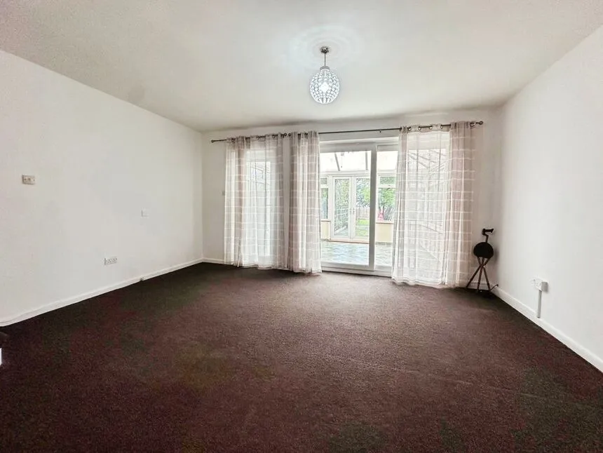 Abbey Wood Road, London, SE2, photo 4