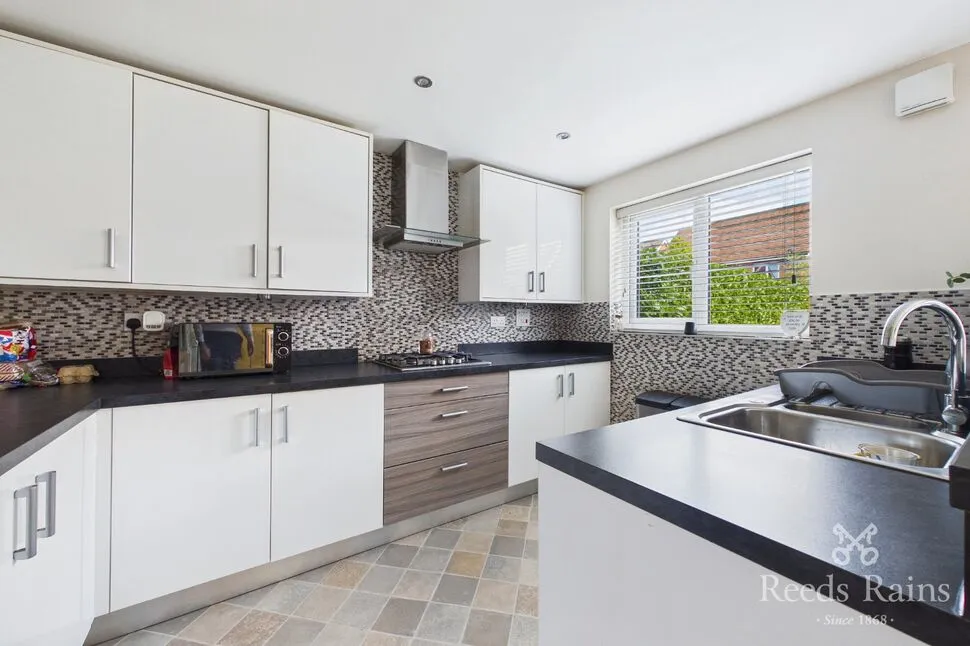 Dorothea Crescent, Widnes, WA8, photo 5