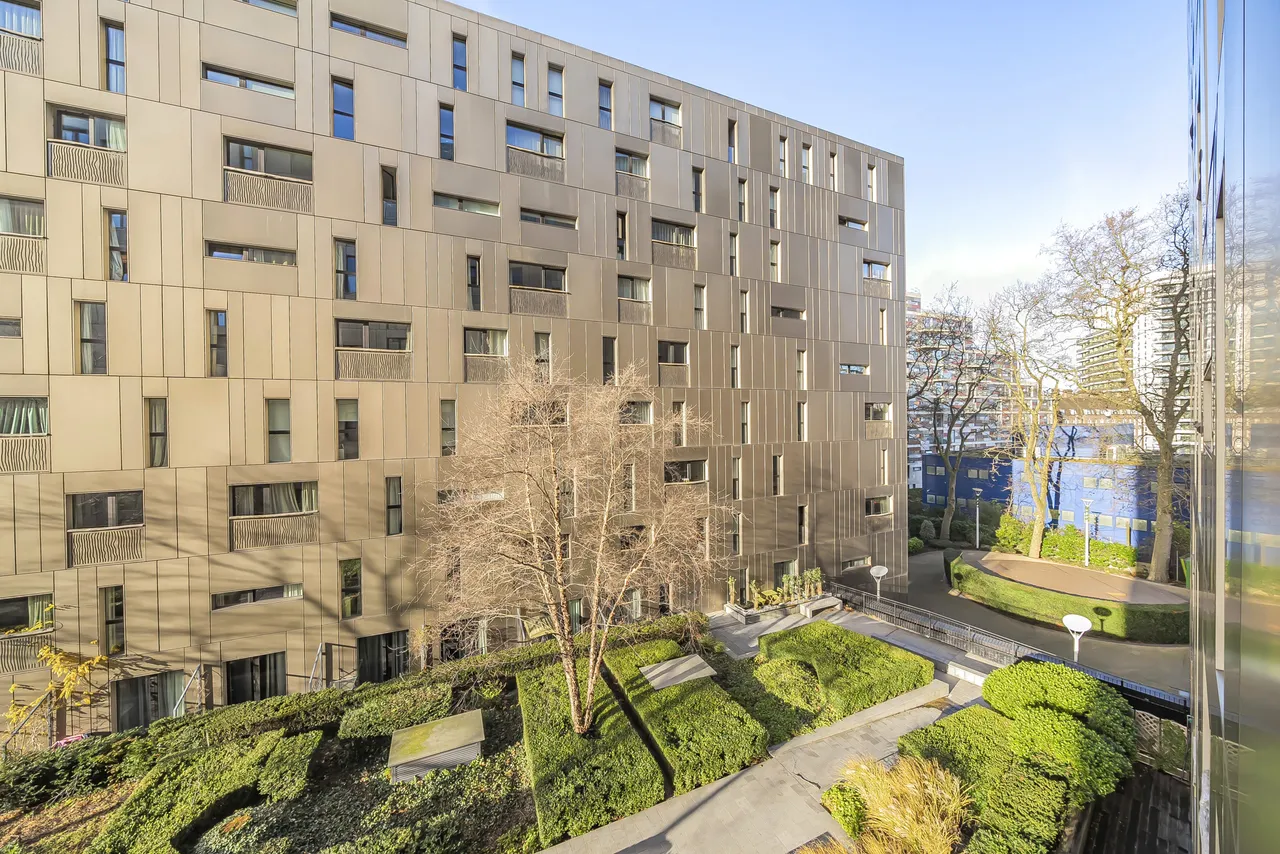 71 Woods House, Grosvenor Waterside, 7 Gatliff Road, London, photo 4