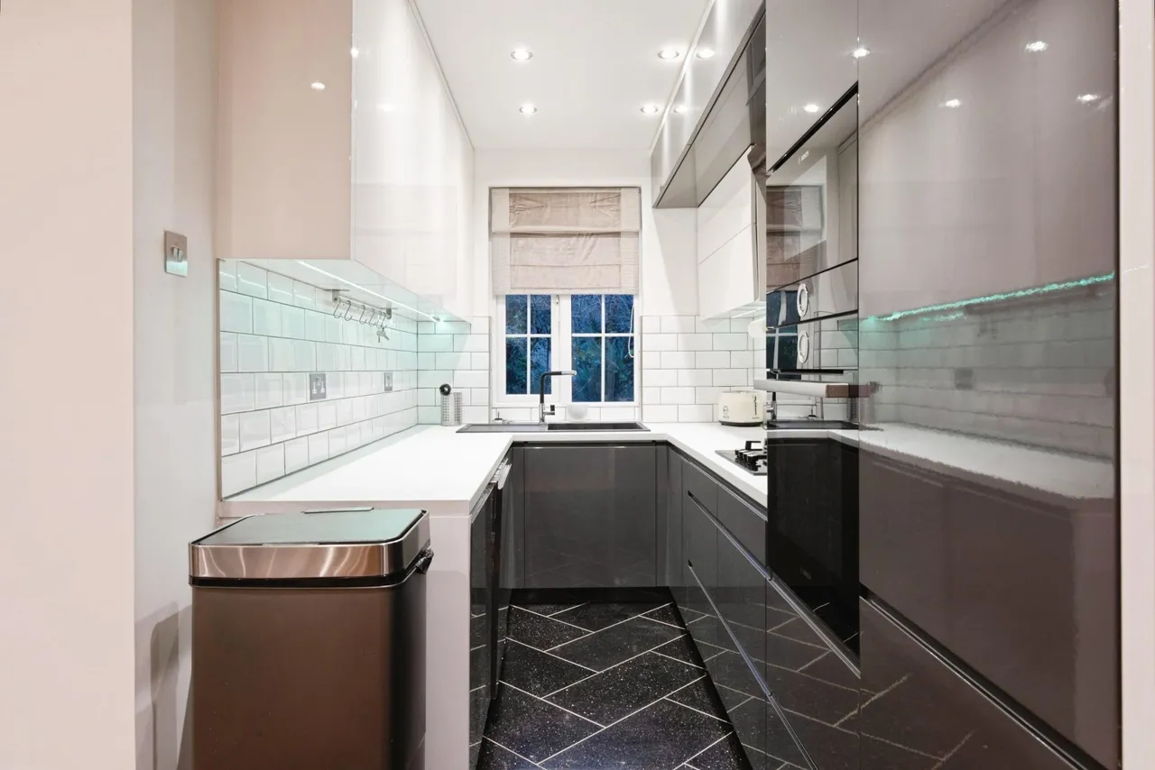 Richmond Road, London, E11, photo 5