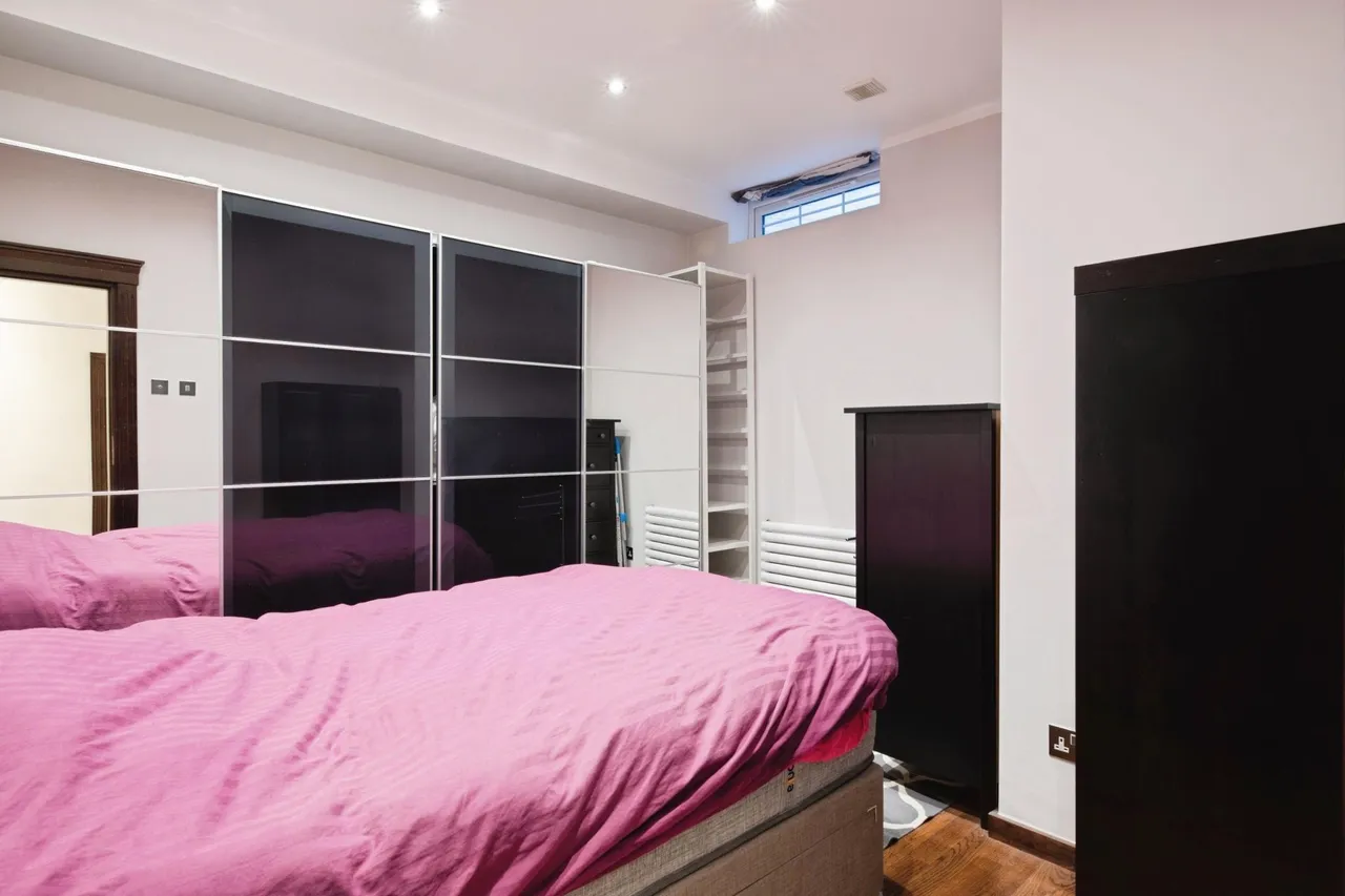 Richmond Road, London, E11, photo 9