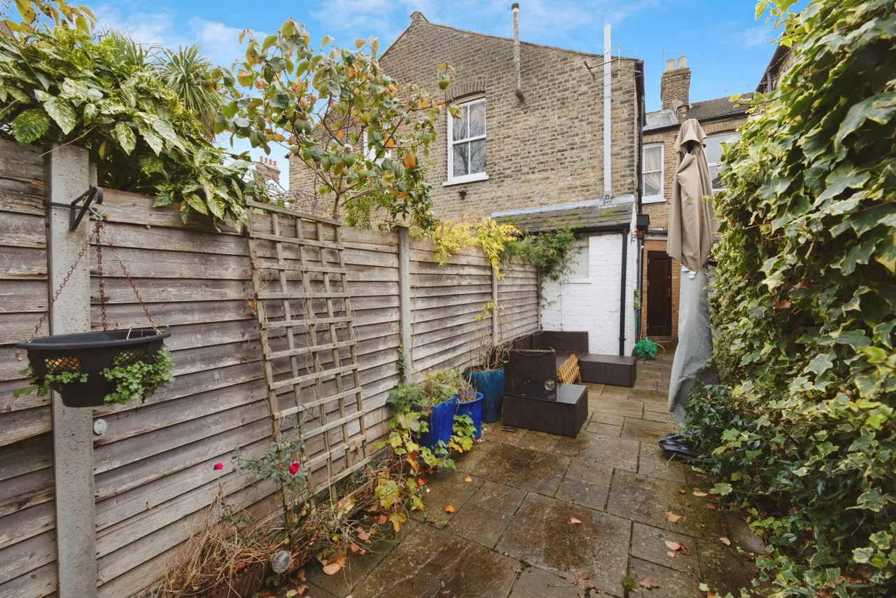 Richmond Road, London, E11, photo 21