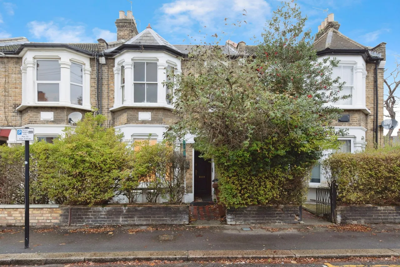 Richmond Road, London, E11, photo 3