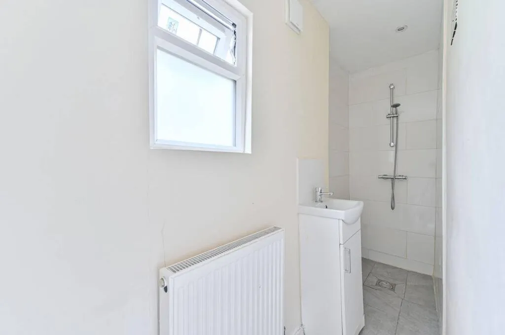 Congleton Grove, SE18, photo 6