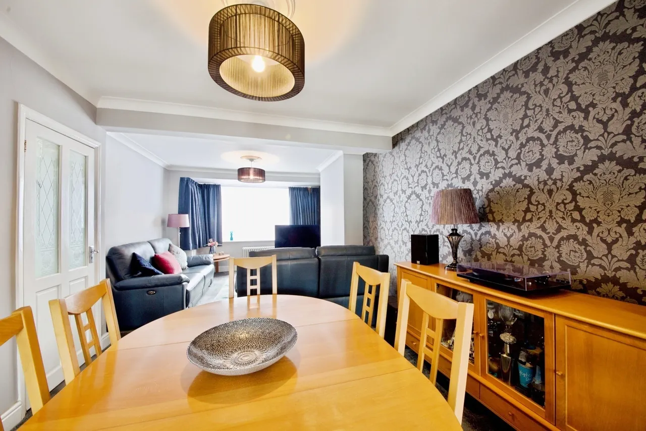 Barton Avenue, Romford, RM7, photo 17