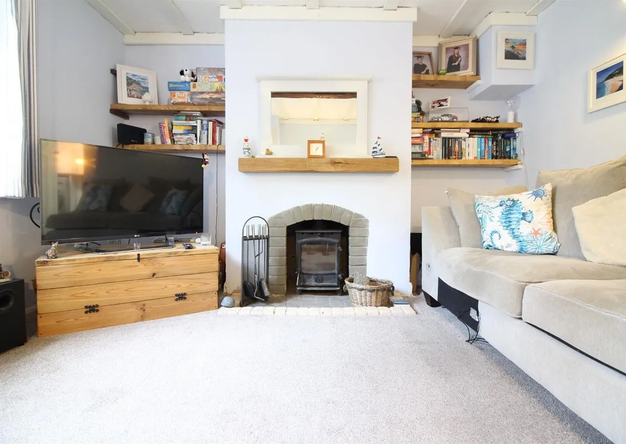 Leechpond Hill, Horsham, West Sussex RH13 6NR, photo 10