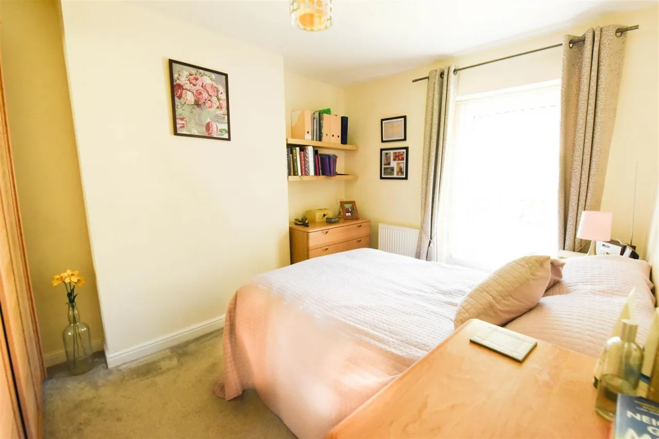 May Lane, Dursley, GL11, photo 4