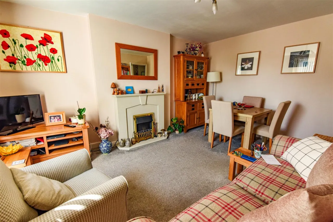 May Lane, Dursley, GL11, photo 8