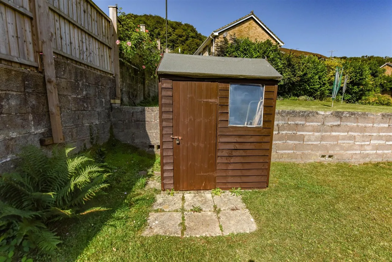 May Lane, Dursley, GL11, photo 10