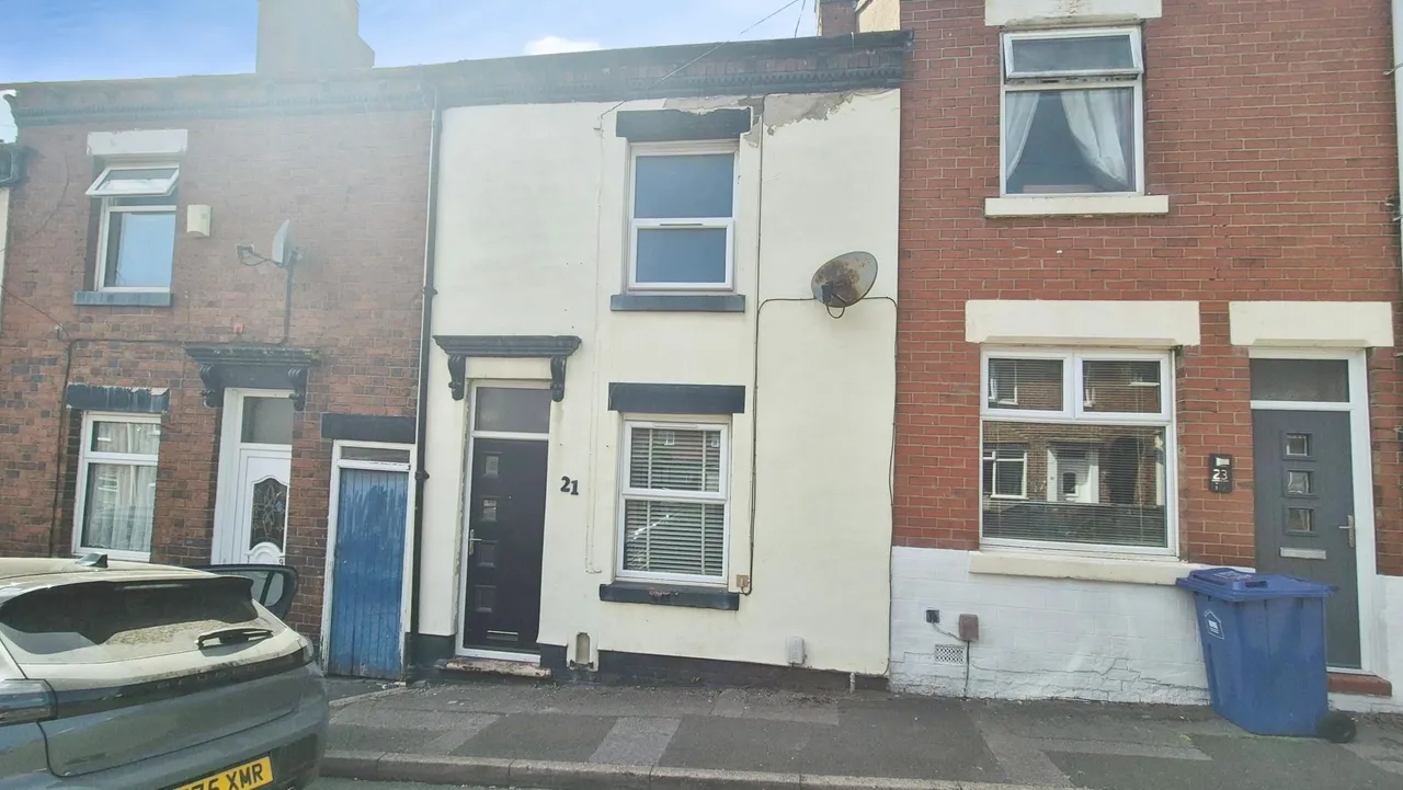 2 bed house for sale, Booth Street, Newcastle under Lyme, ST5