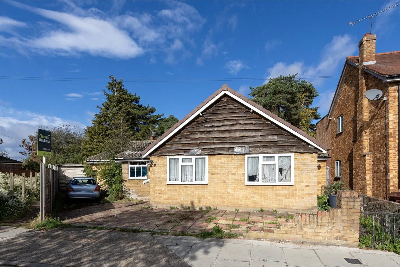South Road, Hampton, TW12, photo 3