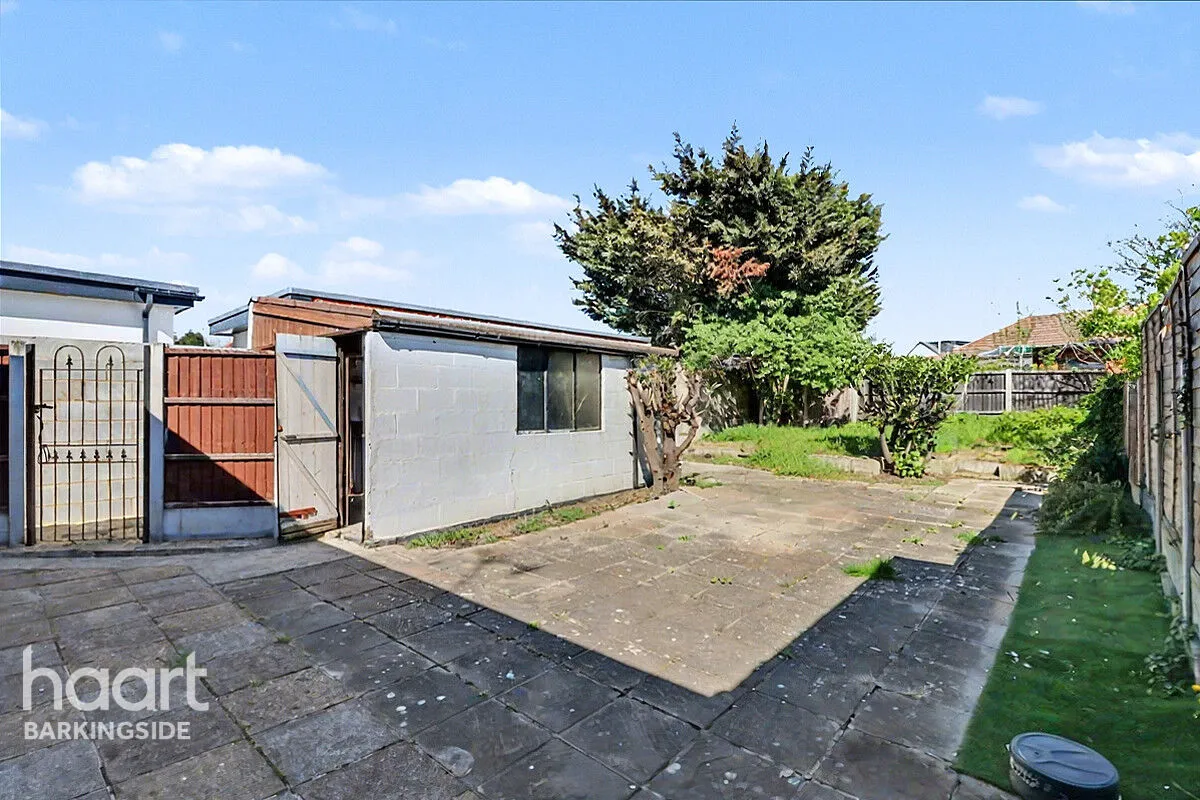 Clayhall Avenue, Clayhall, IG5, photo 10