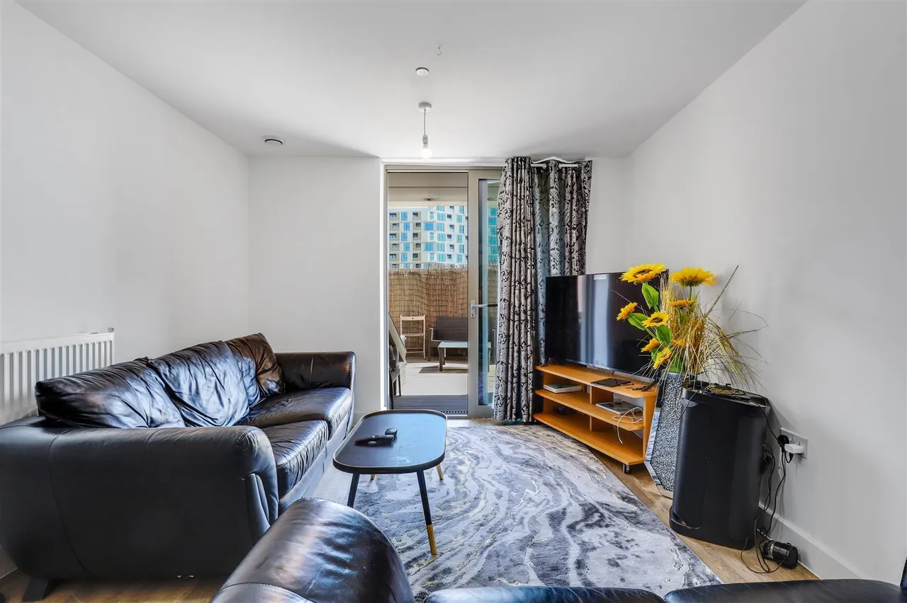 Cornmill Lane, Lewisham, SE13, photo 3