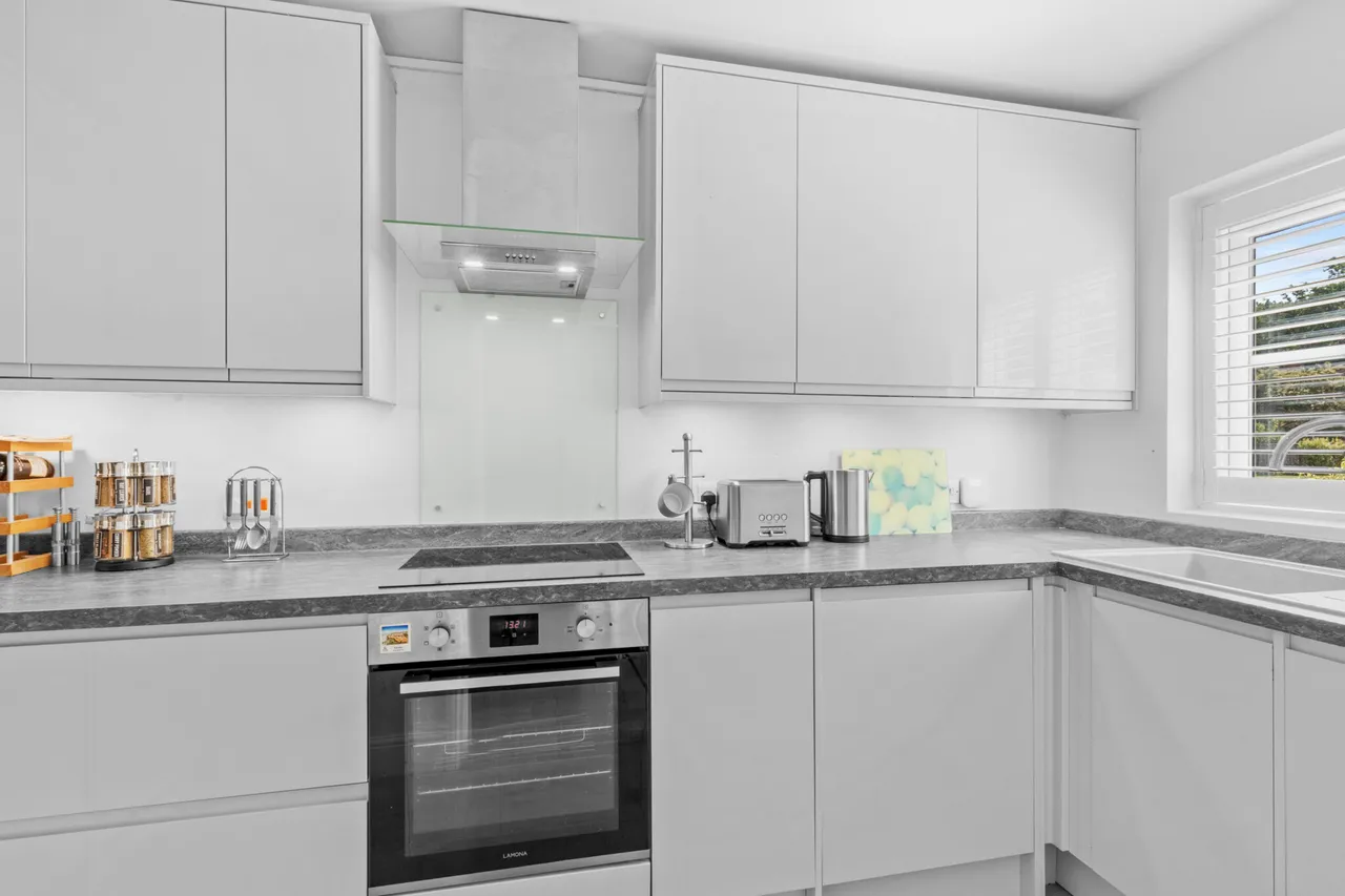 Gurnells Road, Seer Green, HP9, photo 5