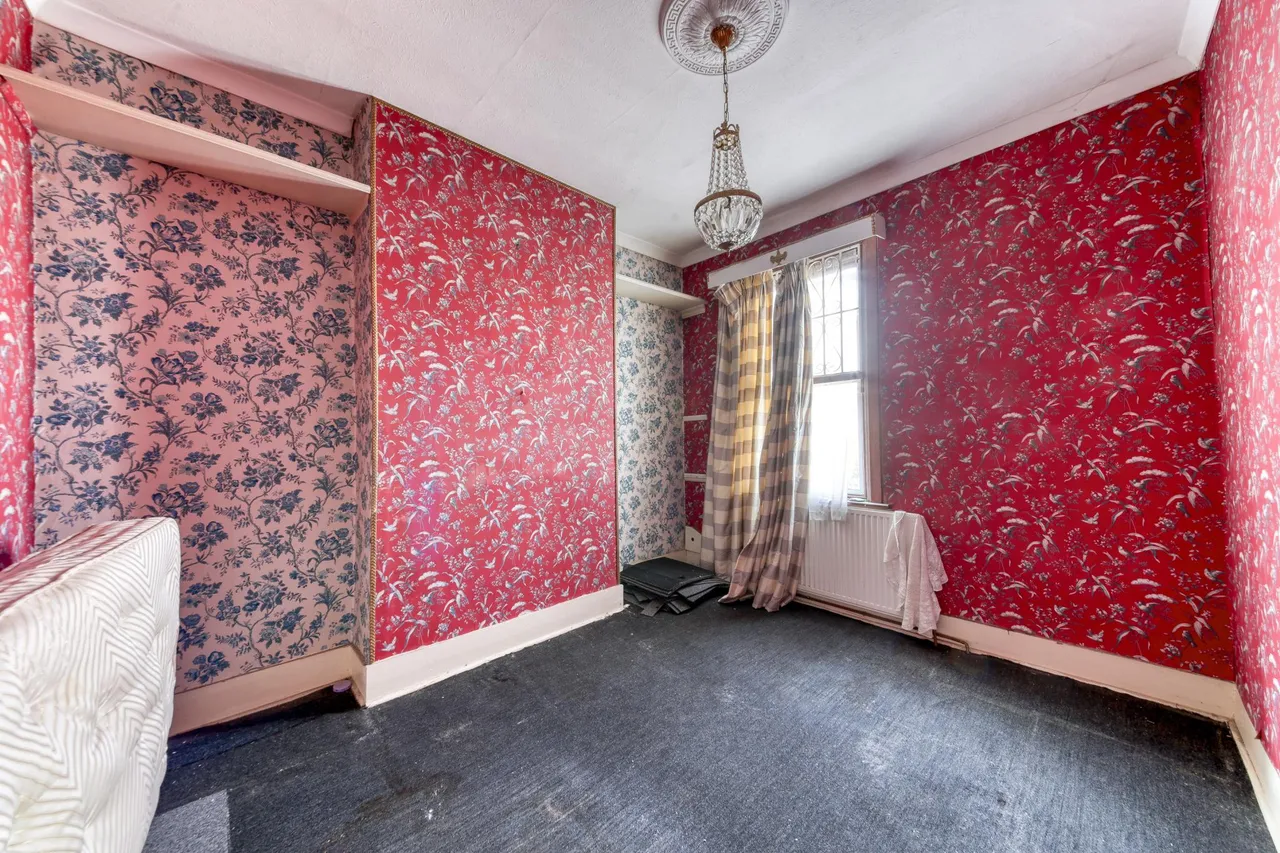 Haydons Road, London, SW19, photo 9