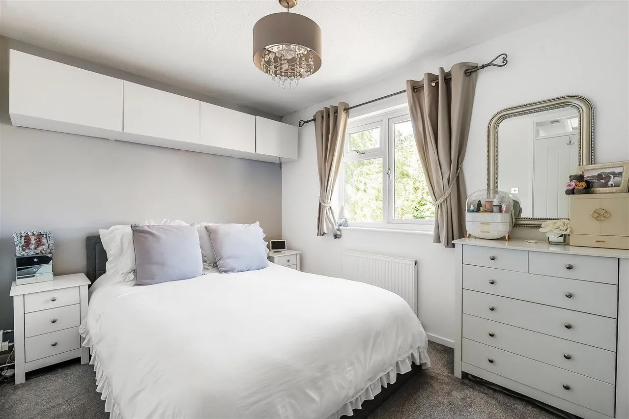 Bakers Way, Capel, RH5, photo 9