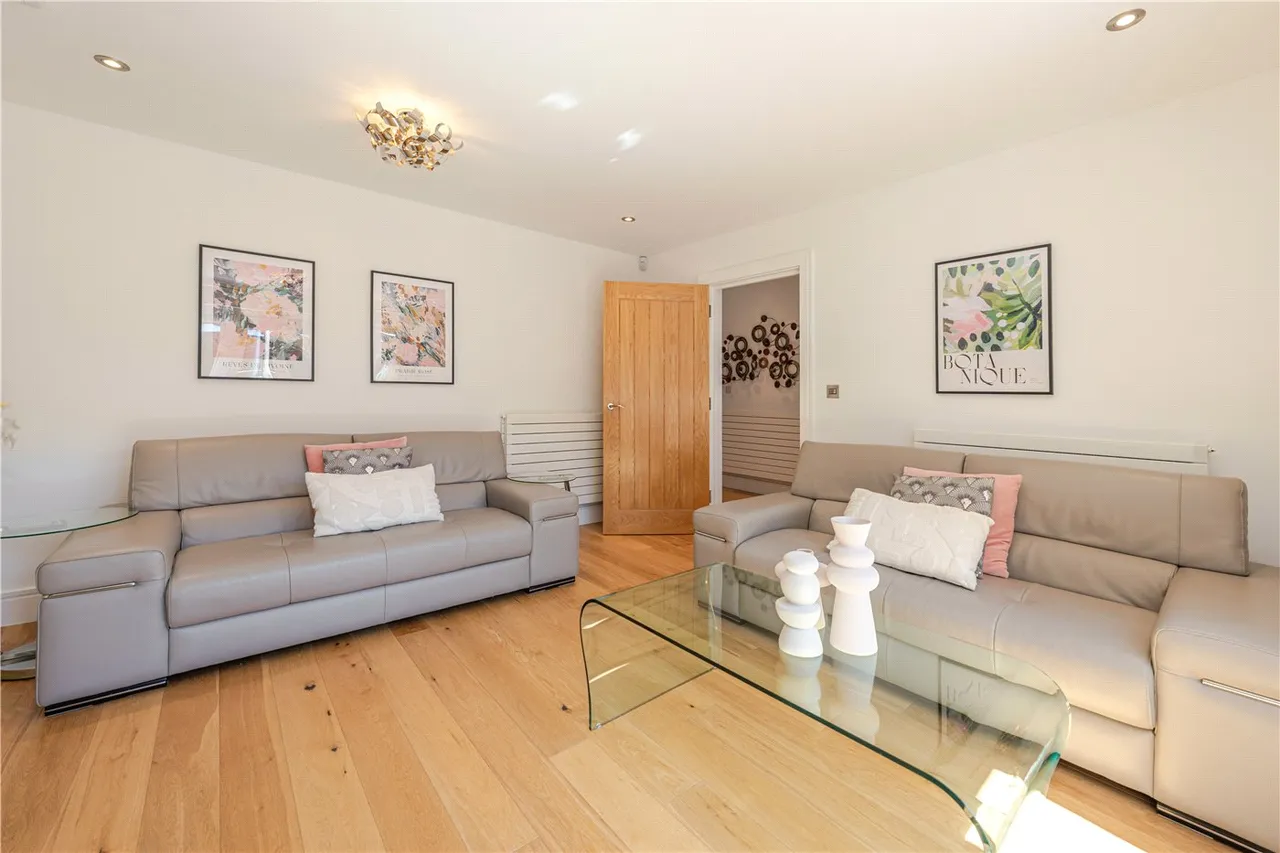 Victor Close, Gaydon, Warwick, Warwickshire, CV35, photo 5