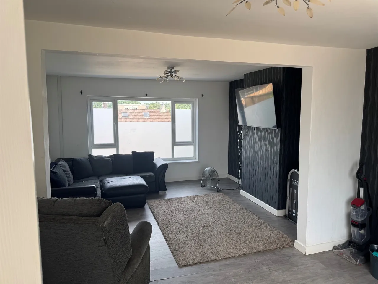 Yew Tree Close, Cardiff, CF5, photo 2