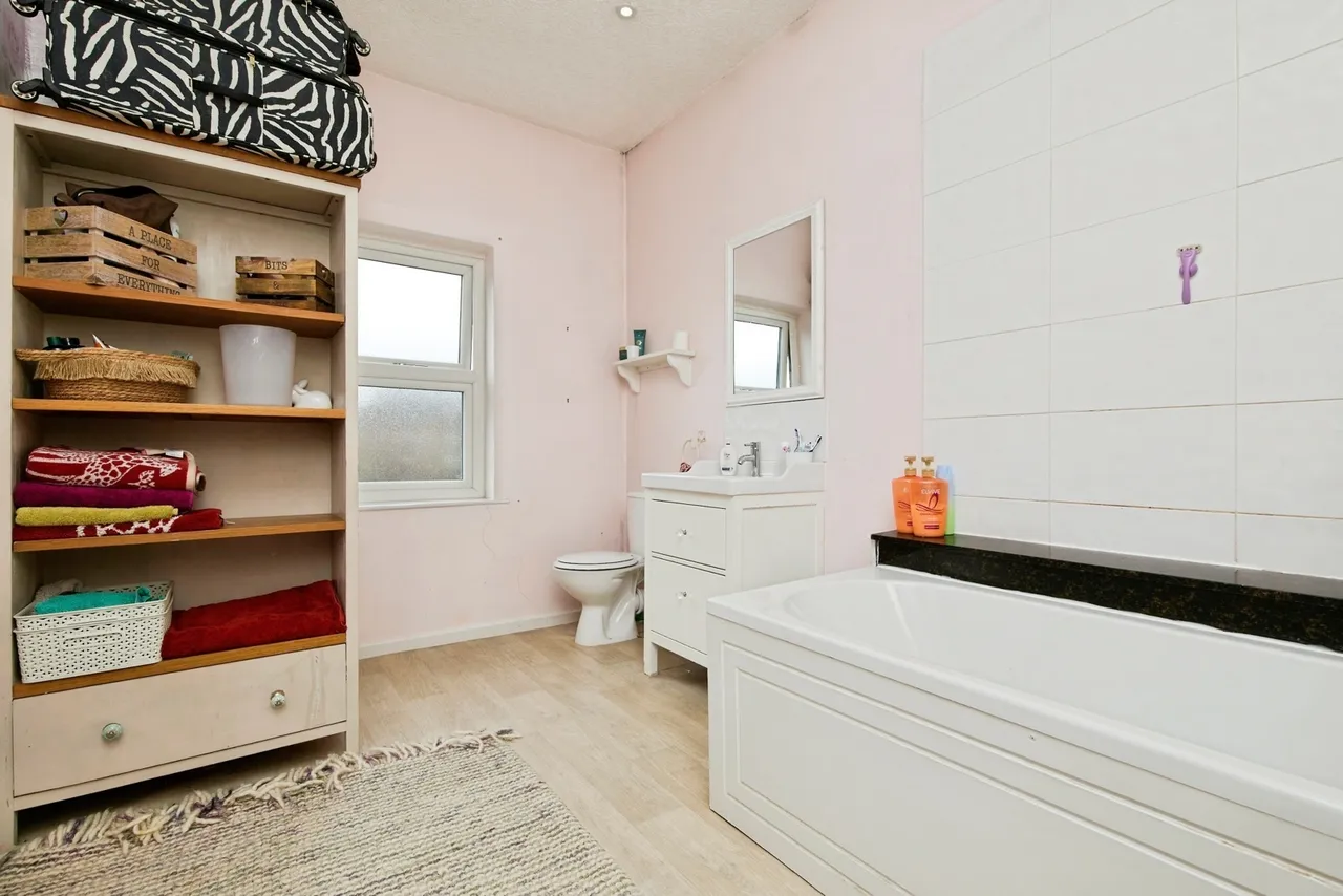 Ingham Road, Long Eaton, NG10, photo 16