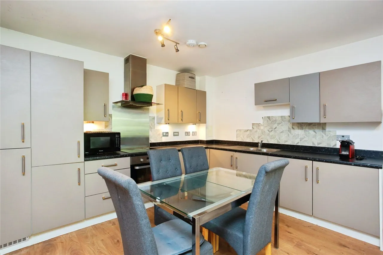 Sovereign Way, Tonbridge, TN9, photo 17