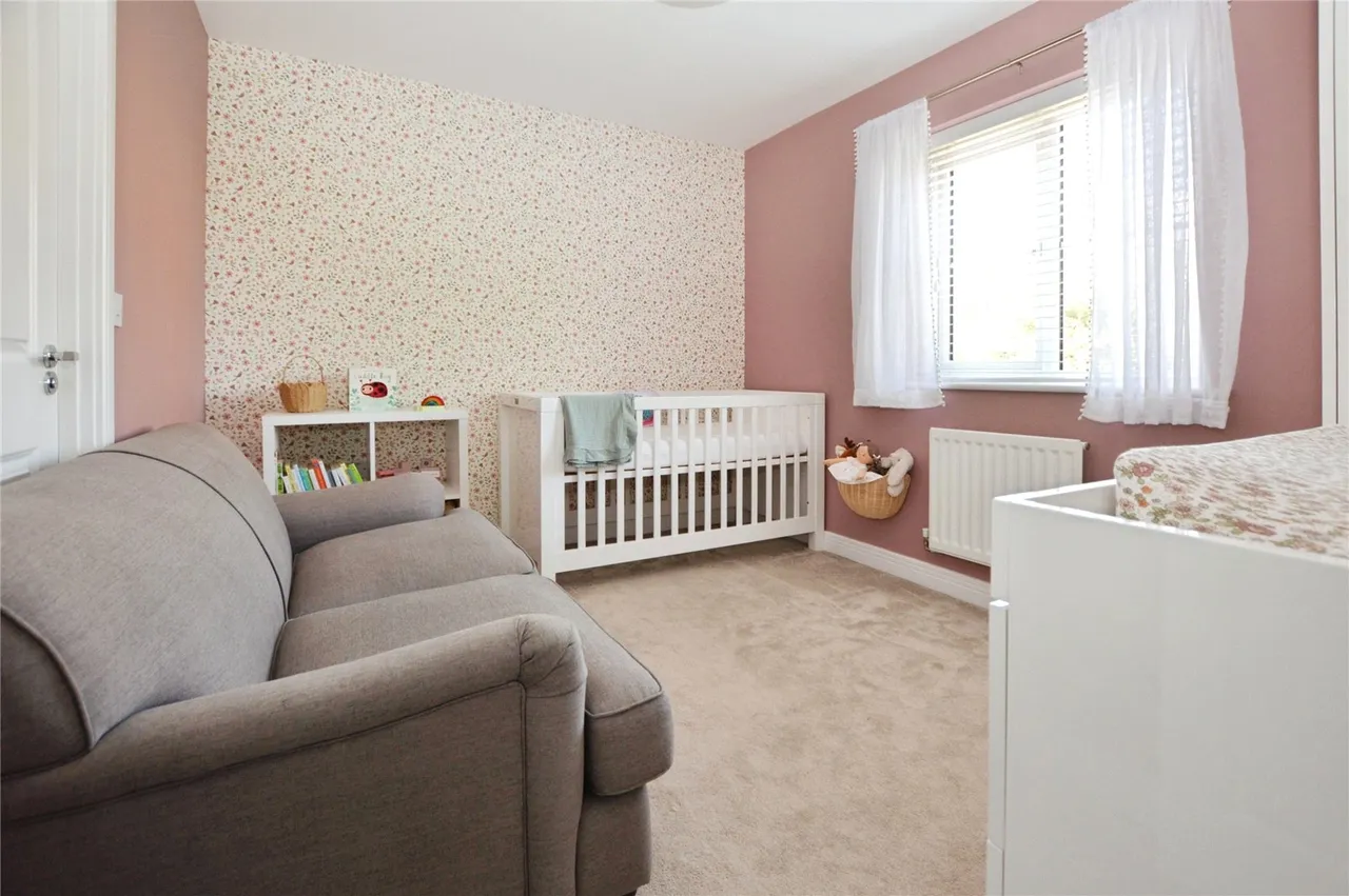 Dulwich Avenue, Basildon, Essex, SS15, photo 8