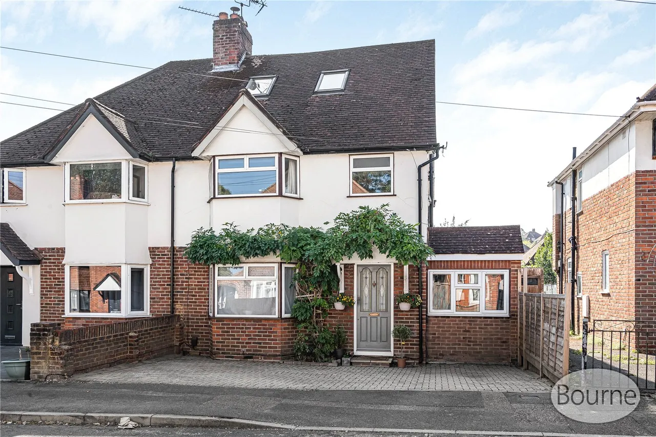 5 bed house for sale, Hillview Crescent, Guildford, GU2