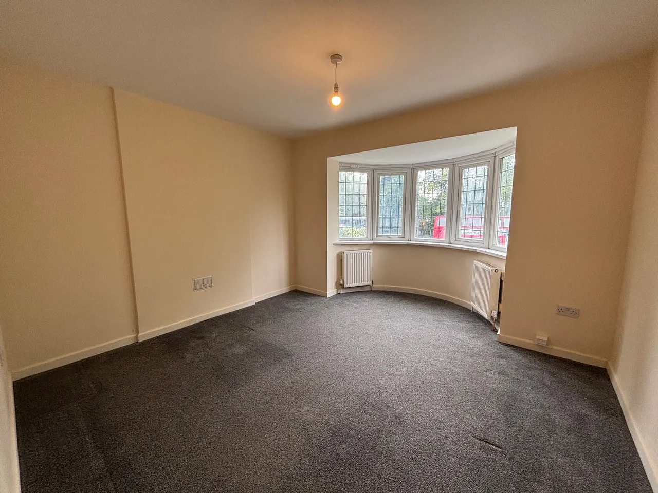 2 bed flat to rent, Tettenhall Road, WV1