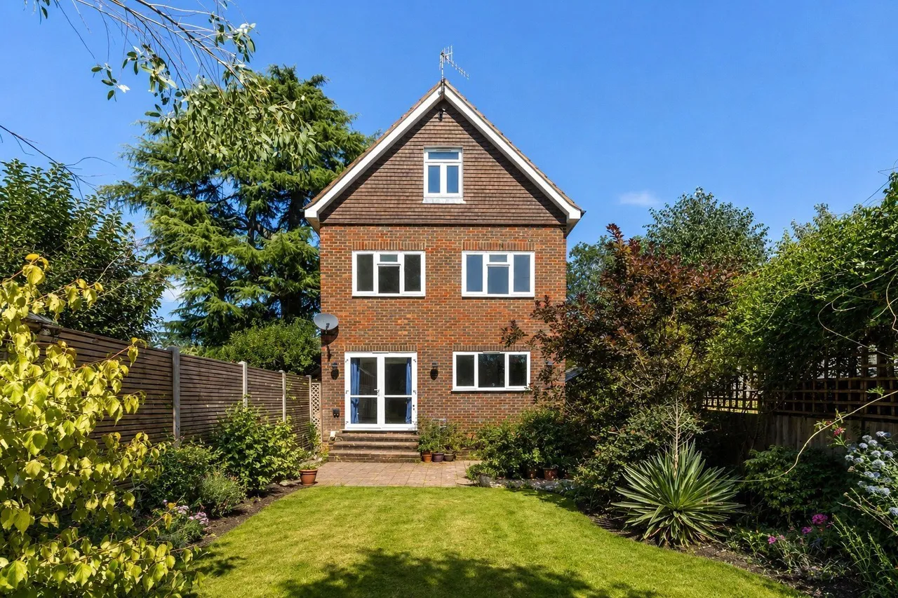 Evesham Road North, Reigate, RH2, photo 17
