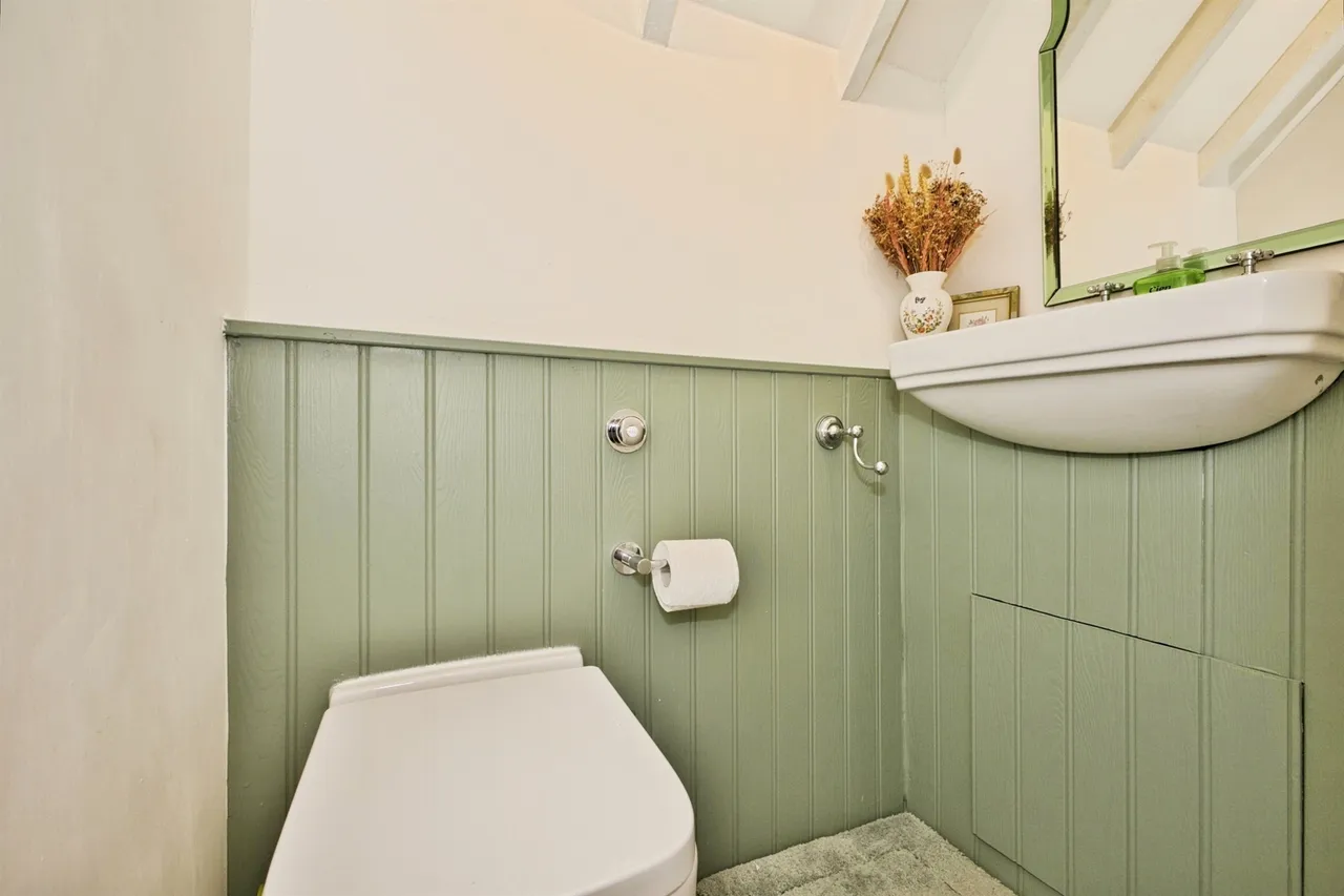 Lenthay Close, Sherborne, DT9, photo 9