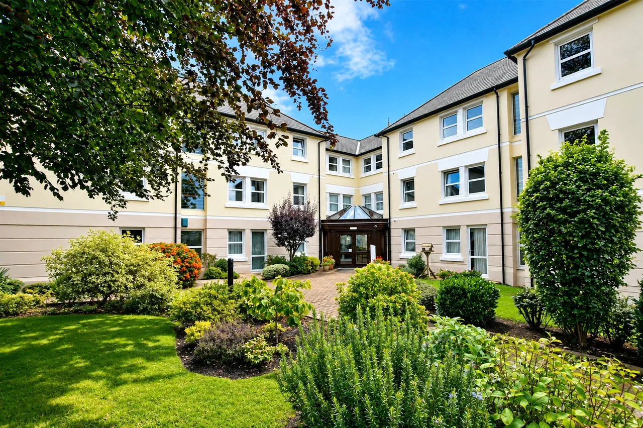 2 bed flat for sale, Litchdon Street, Barnstaple, EX32