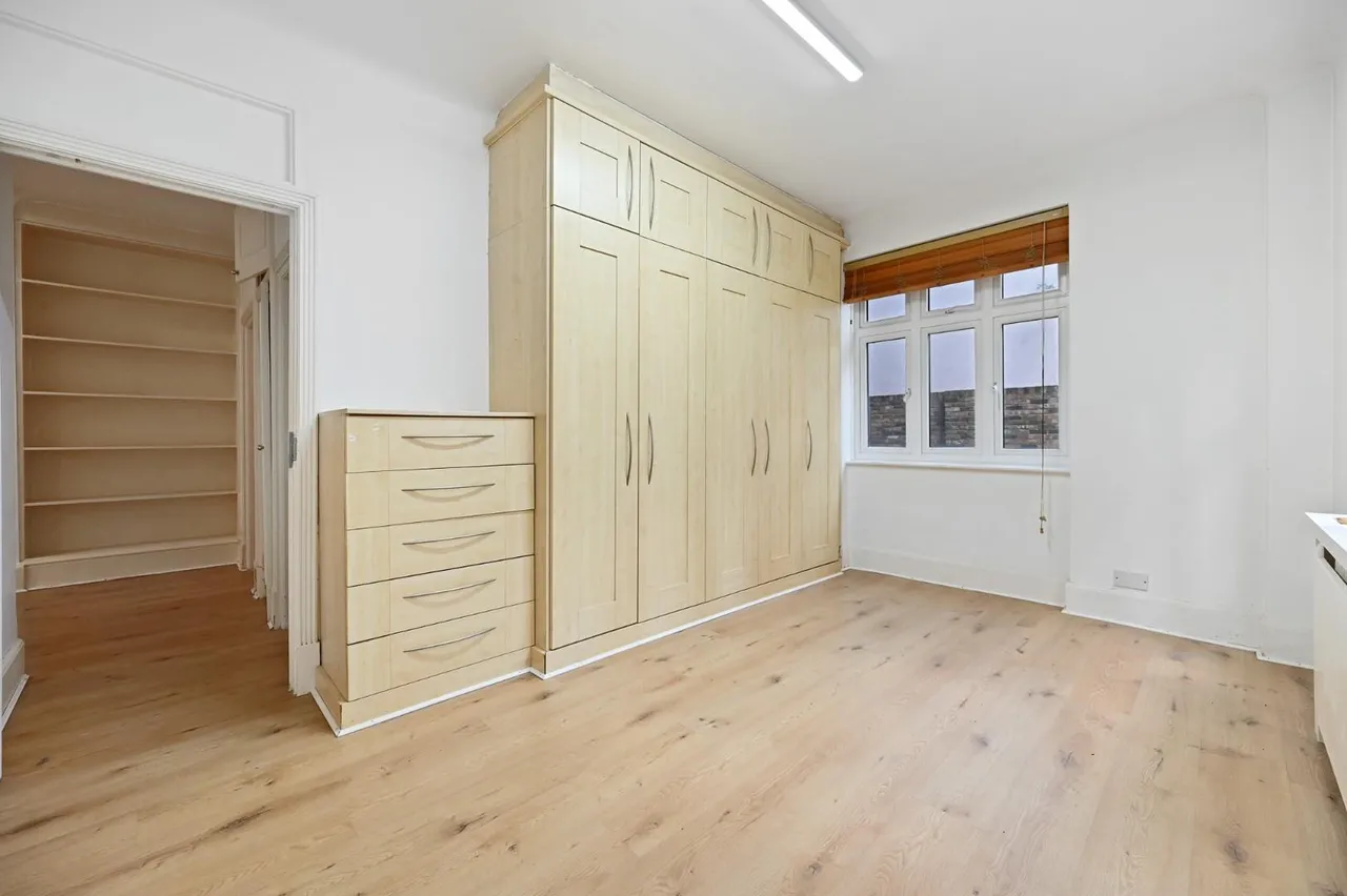 Hall Road, photo 7