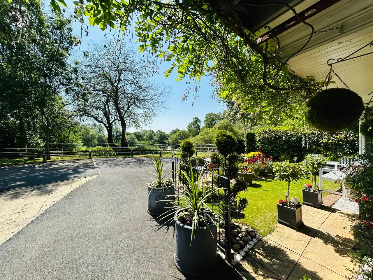 Chaise Meadow, Lymm, photo 40