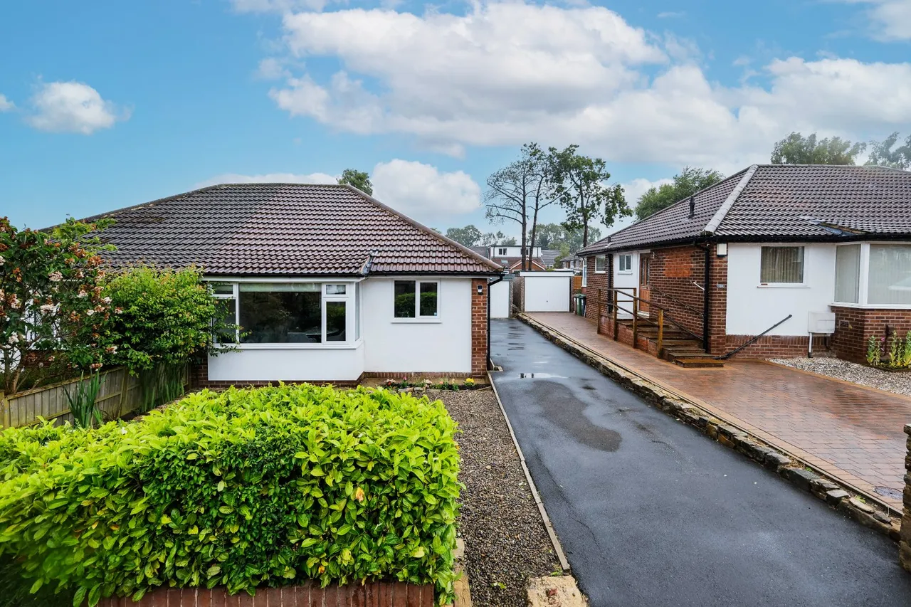 2 bed house for sale, Green Lane, Cookridge, LS16