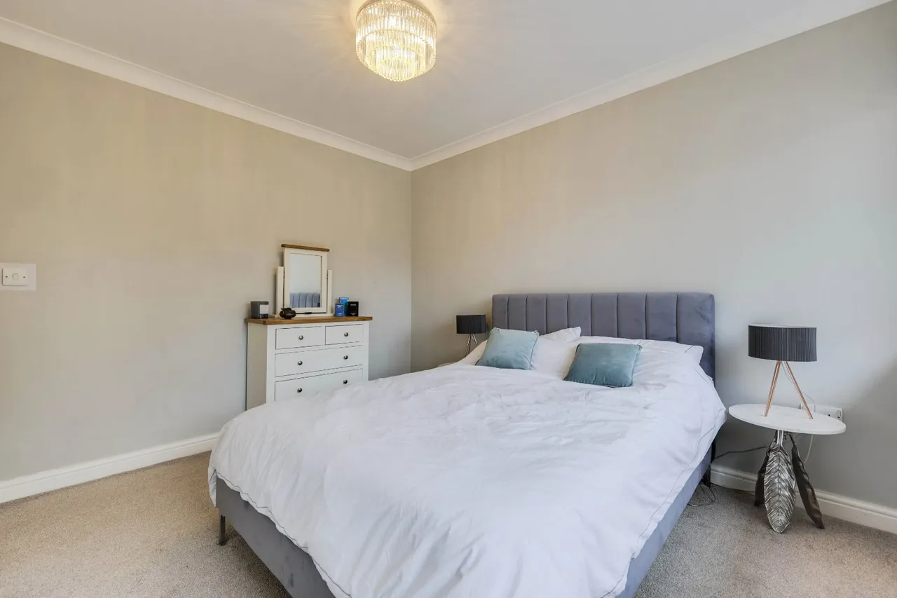Green Lane, Cookridge, LS16, photo 10