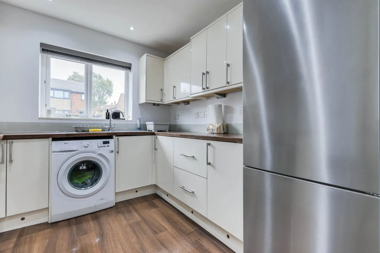 Green Lane, Cookridge, LS16, photo 8