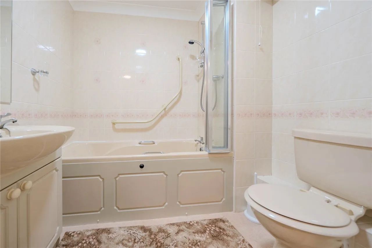 St Chads Road, Headingley, LS16, photo 7
