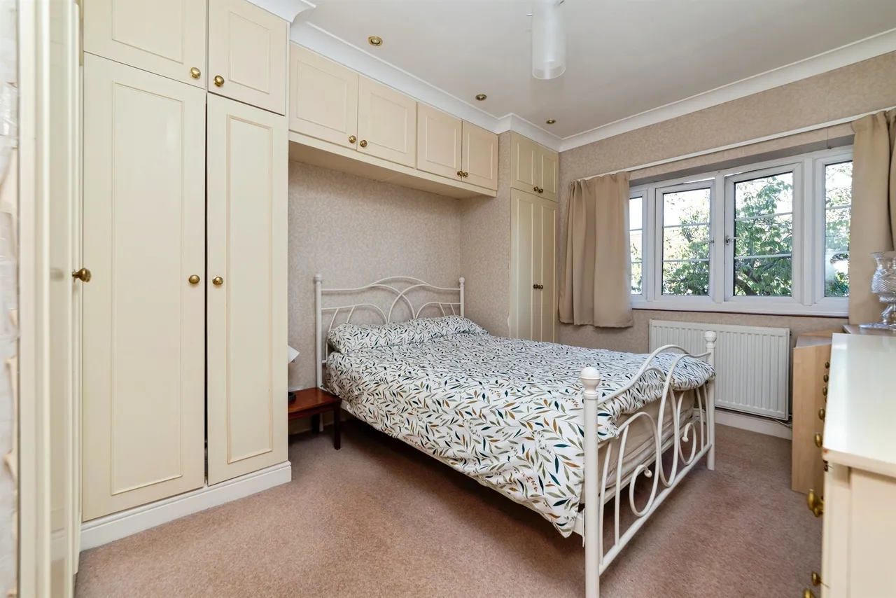 Newfields, Welwyn Garden City, AL8, photo 11