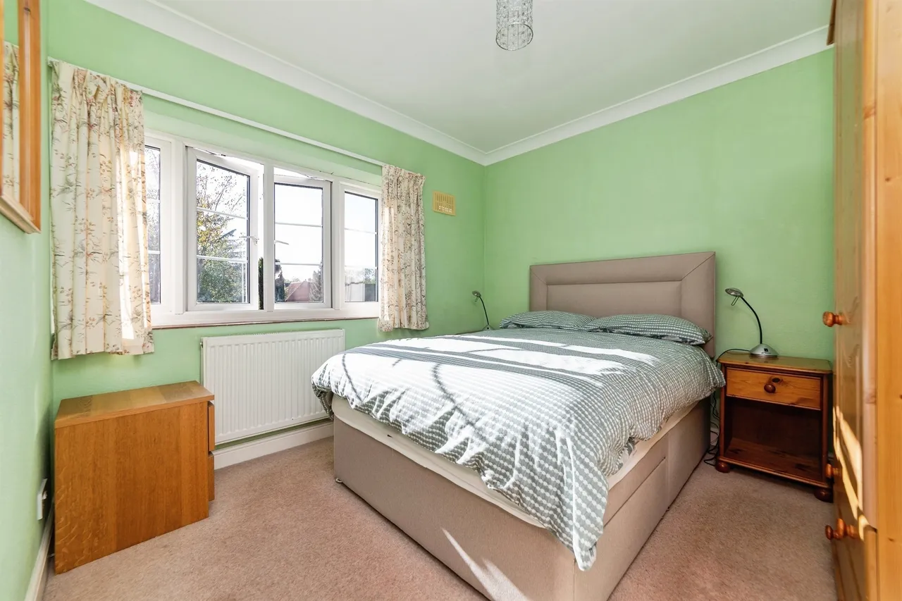 Newfields, Welwyn Garden City, AL8, photo 14